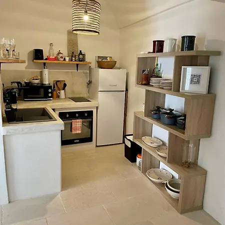 Charming 2 Bedroom In Town! * Остуни